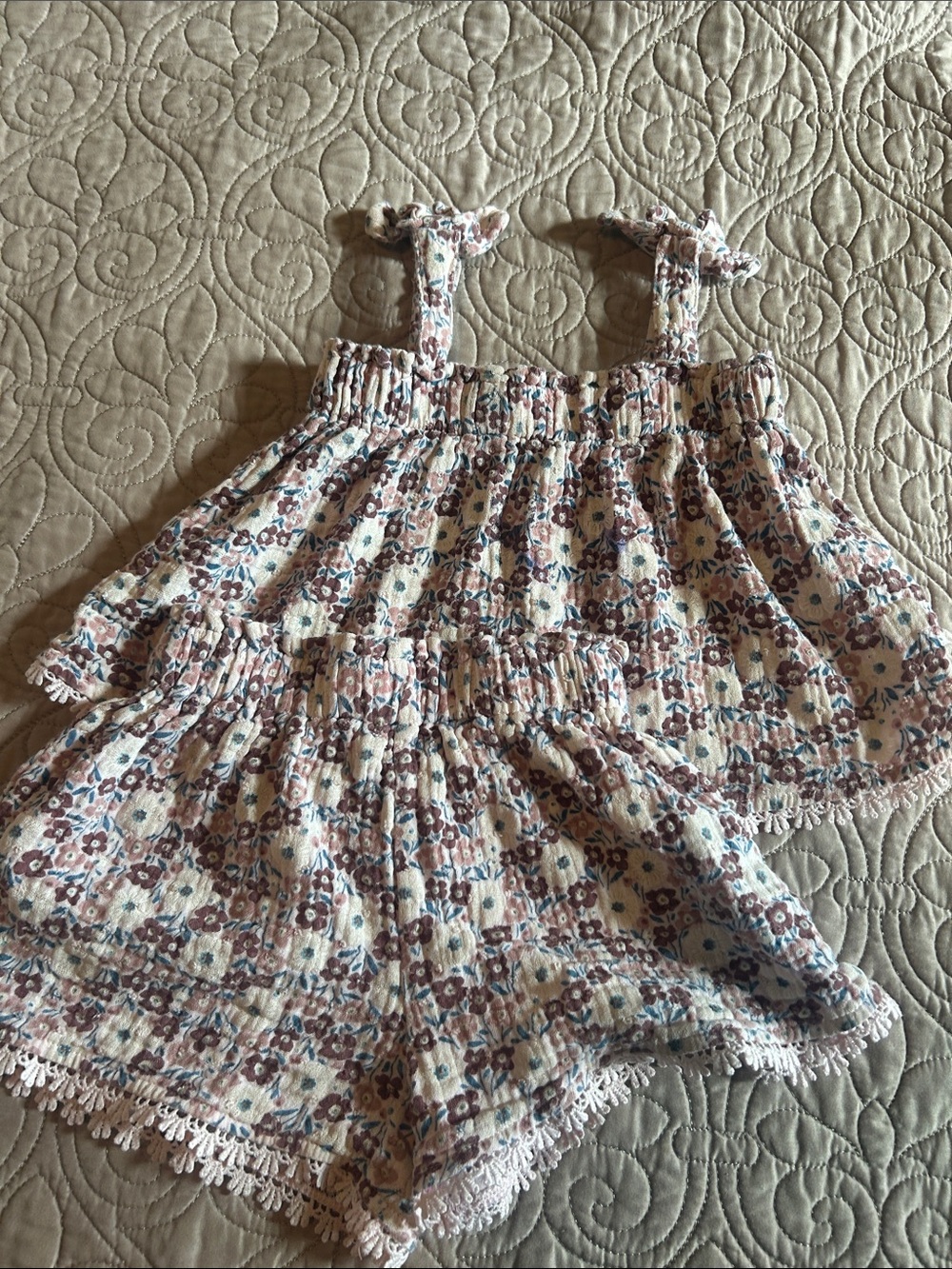Girls Floral Pink Cream Matching Set - Top & Shorts